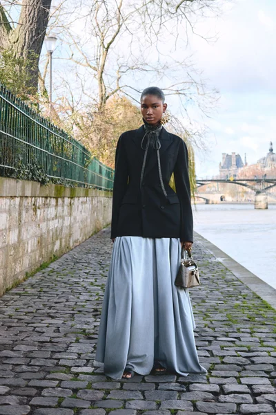 Look 60
